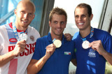 Germano, oro sontuoso sui 200 farfalla Germano, oro sontuoso sui 200 farfalla